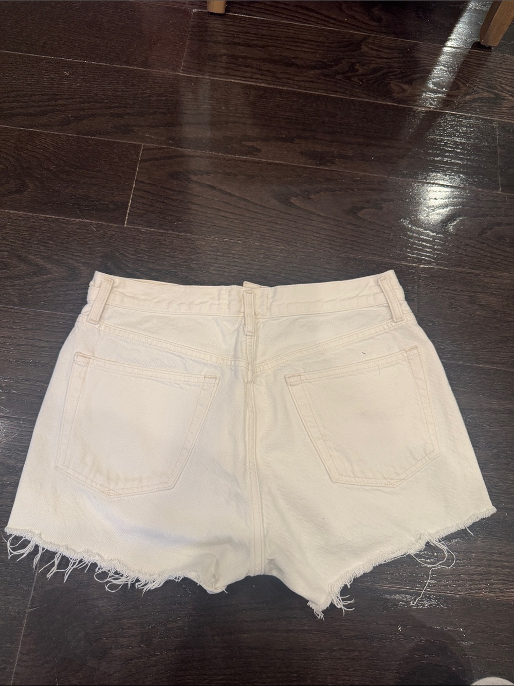 Agolde white jean shorts - Picture 4 of 4